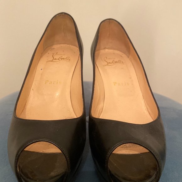 Christian Louboutin Black Very Prive Peep Toe Pump - Picture 2 of 5
